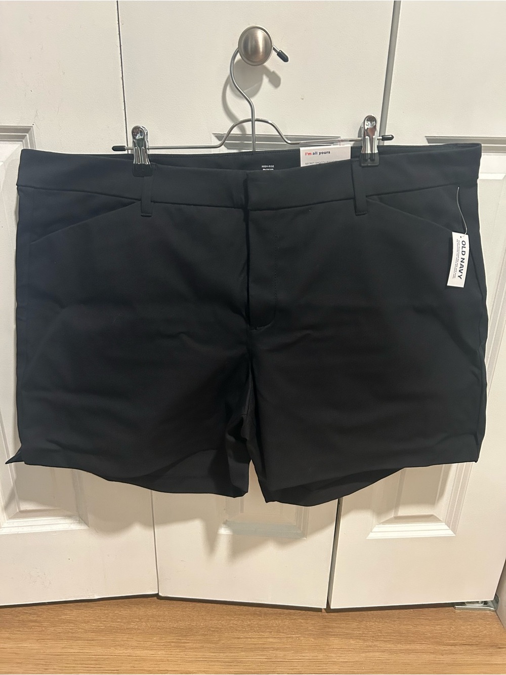 Women’s plus size shorts NWT